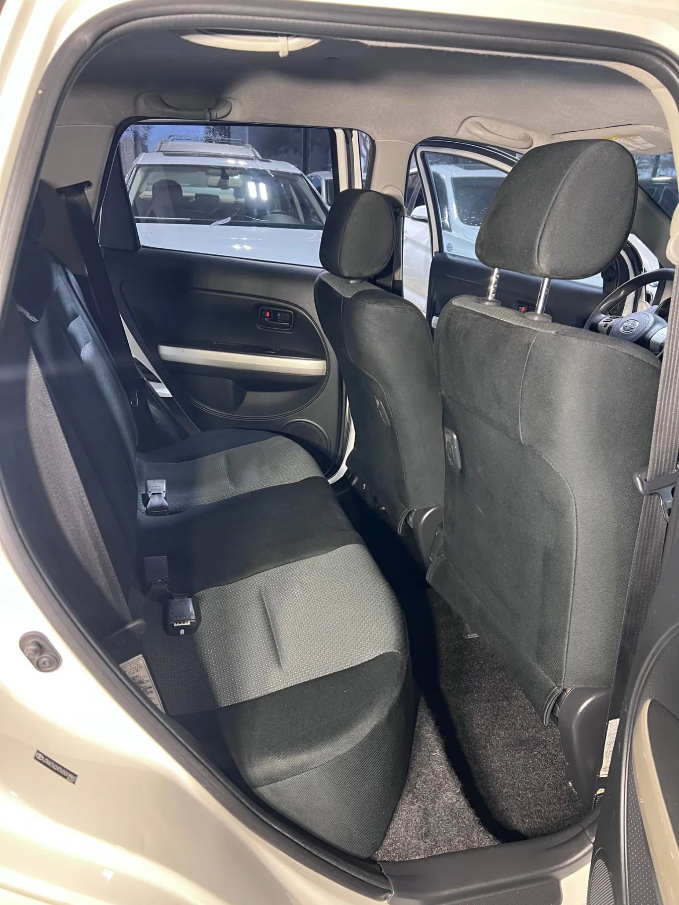 Used 2006 Scion xA Hatchback 4D image 21