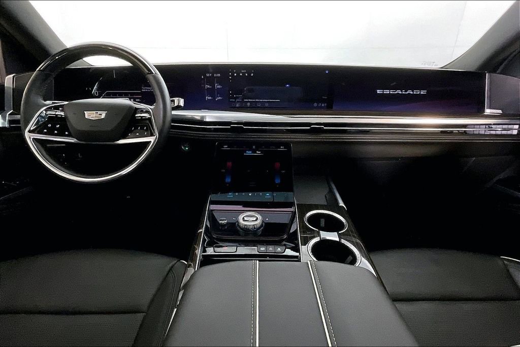 Used 2025 Cadillac Escalade Premium Luxury image 21