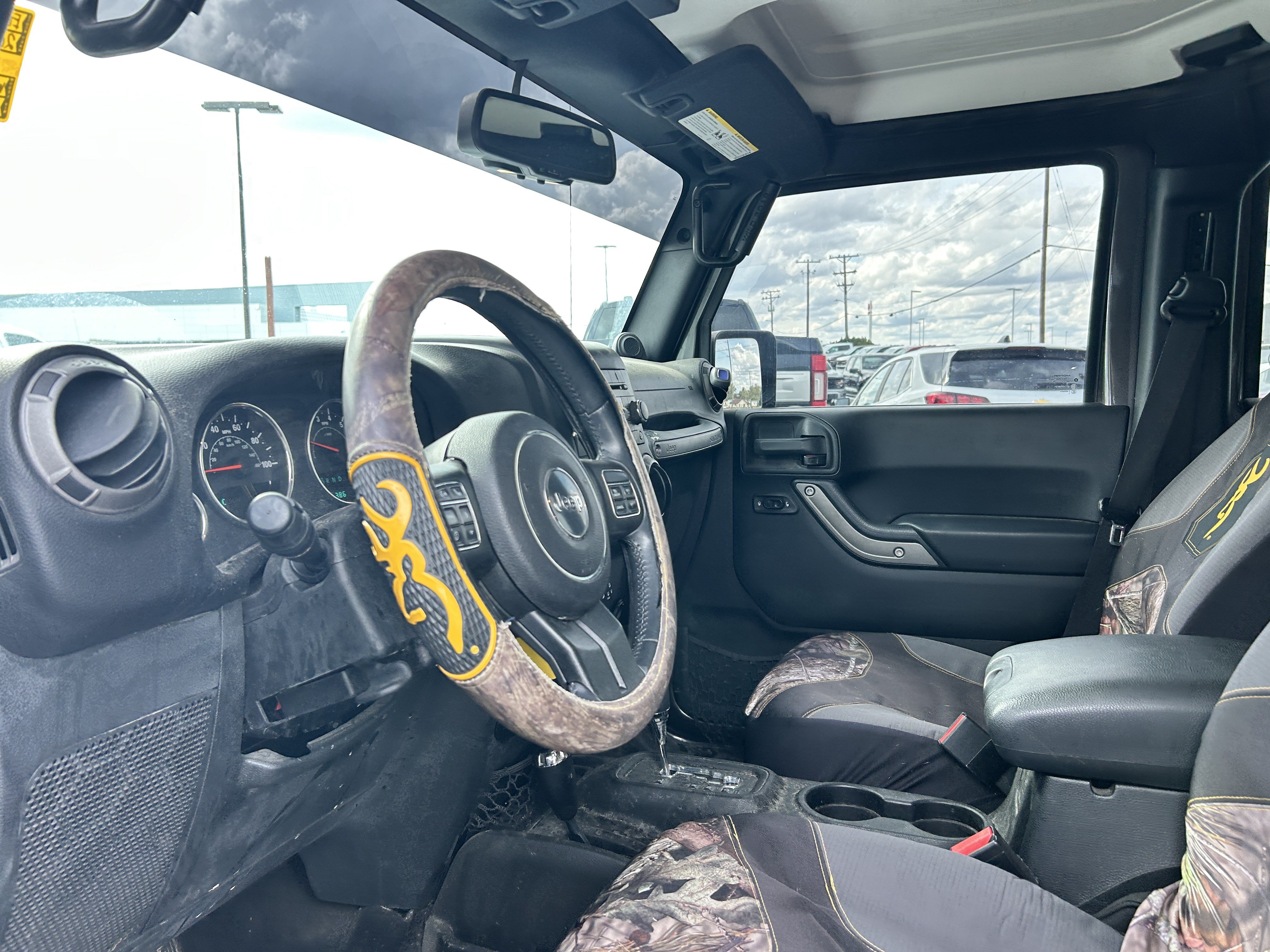 Used 2014 Jeep Wrangler Unlimited Sport w/ Quick Order Package 24S AWD/4WD image 9