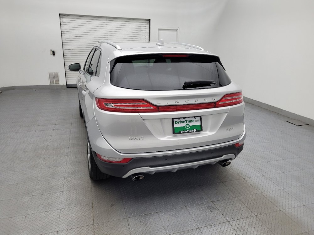 Used 2017 Lincoln MKC Select w/ Select Plus Package FWD image 6