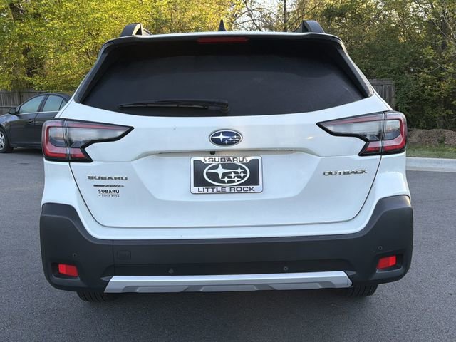 Used 2023 Subaru Outback Limited image 4