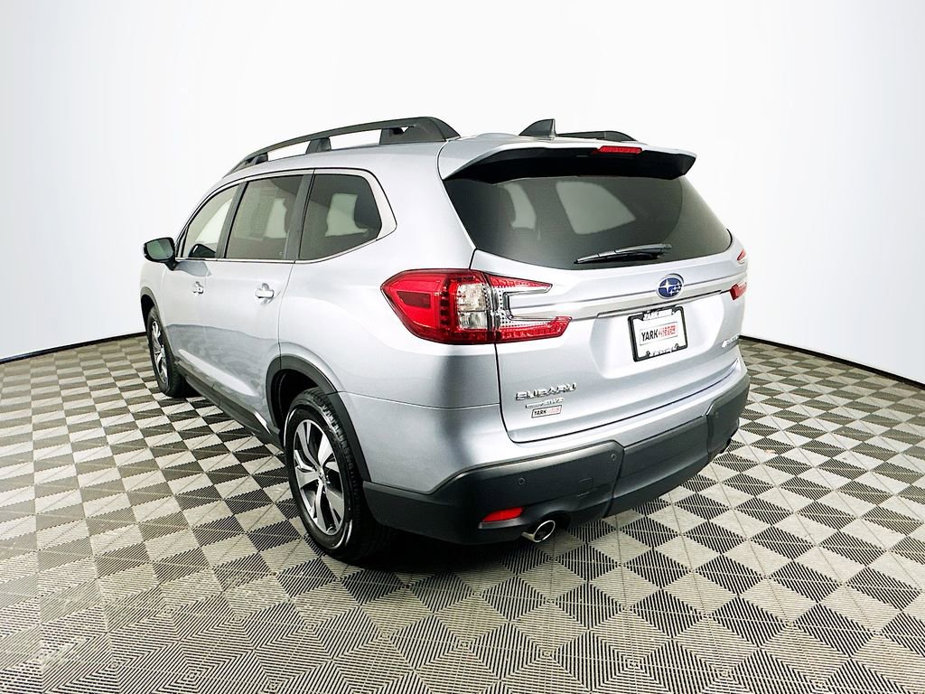 Certified 2025 Subaru Ascent Premium image 7