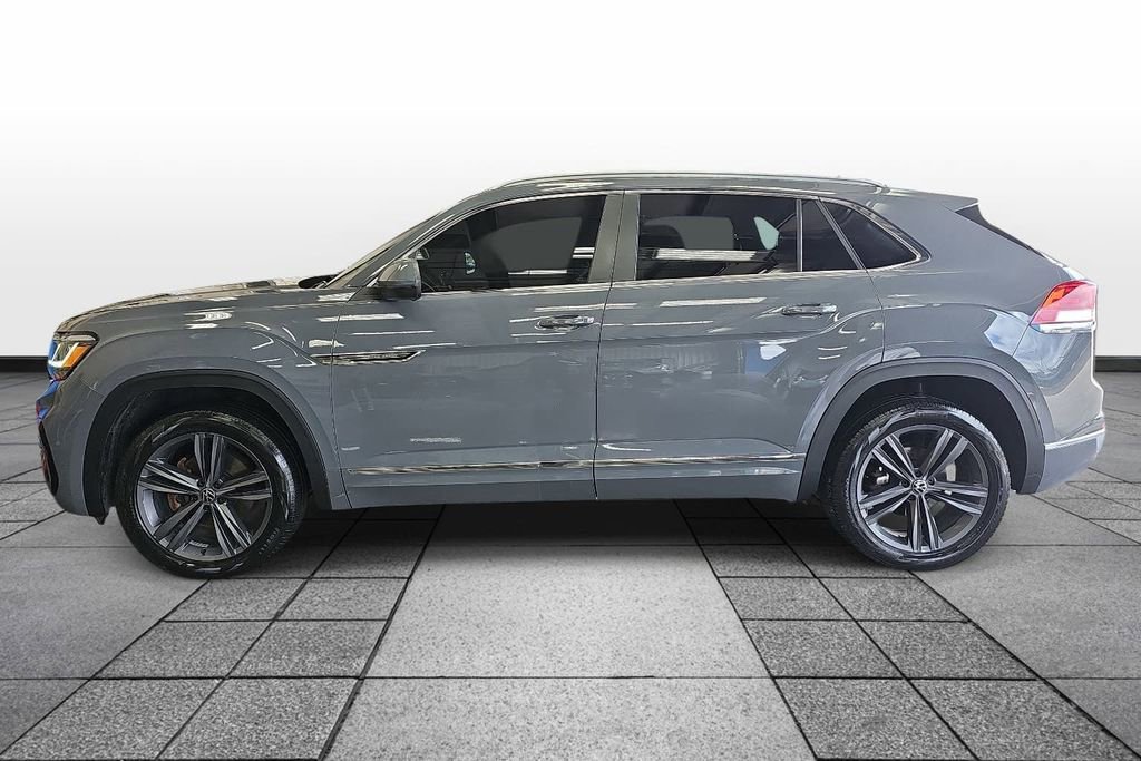 Used 2022 Volkswagen Atlas Cross Sport SEL R-Line AWD/4WD image 8