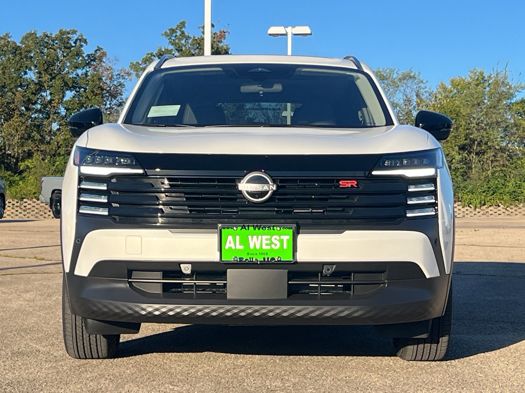 New 2026 Nissan Kicks SR w/ SR Premium Package image 4