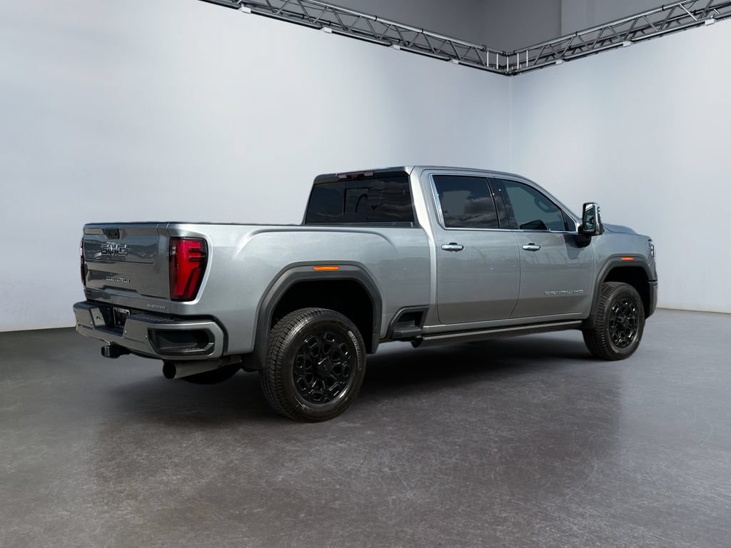 Used 2024 GMC Sierra 2500 Denali Ultimate w/ Snow Plow Prep/Camper Package AWD/4WD image 3