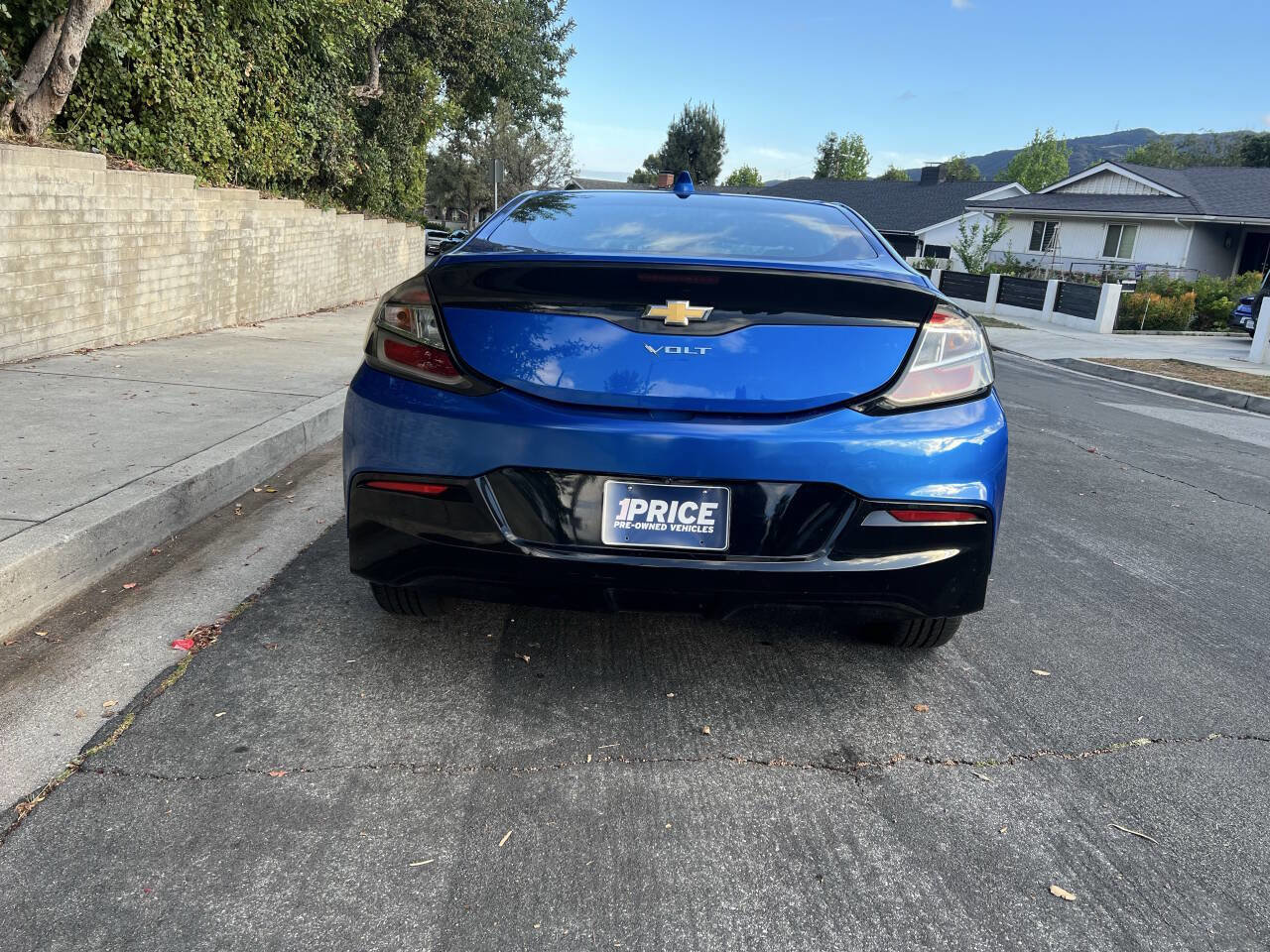 Used 2018 Chevrolet Volt LT FWD image 6