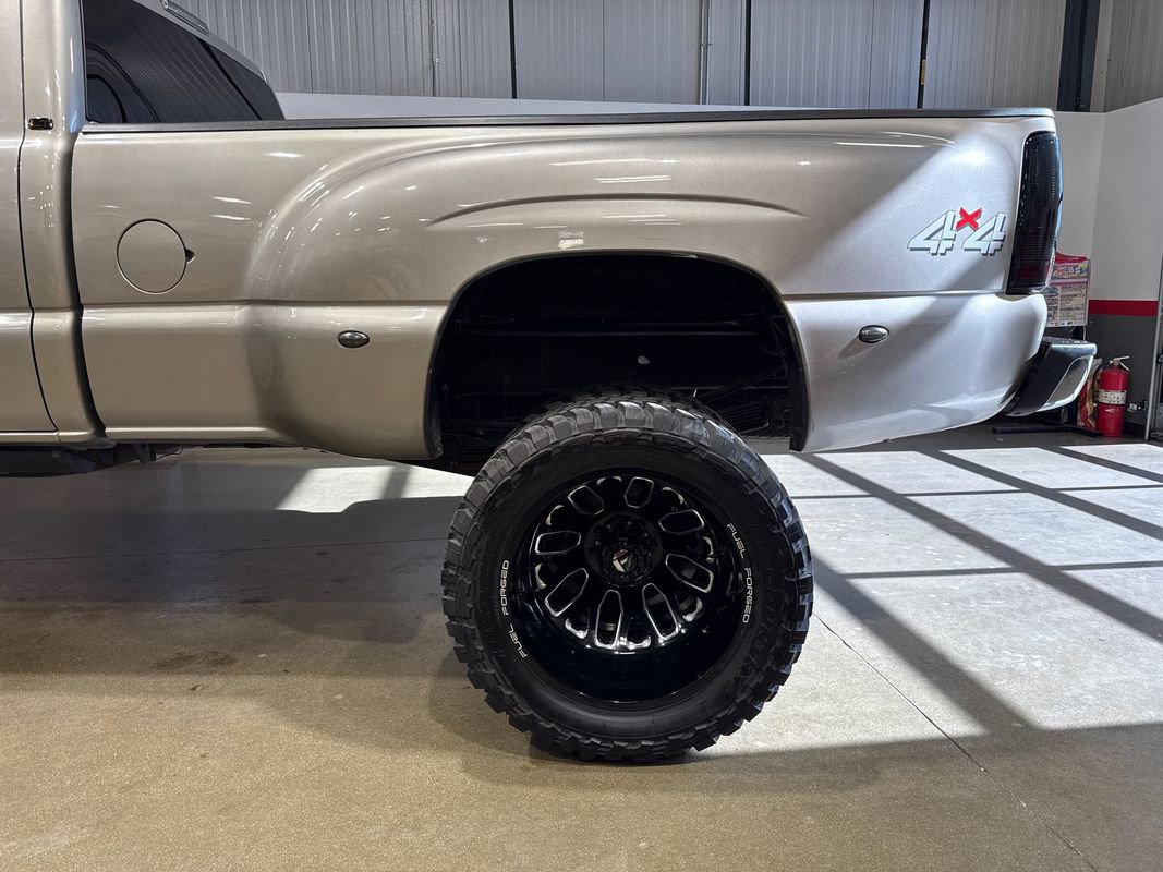 Used 2002 Chevrolet Silverado 3500 LT w/ Off-Road Skid Plate Pkg image 78