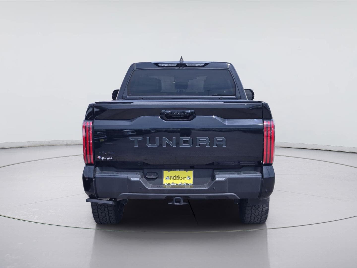 Used 2024 Toyota Tundra Limited w/ TRD Off-Road Package AWD/4WD image 7