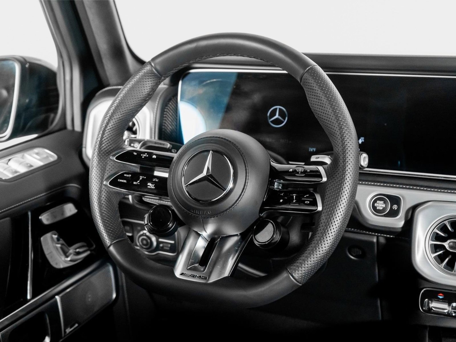 Used 2025 Mercedes-Benz G 63 AMG 4MATIC image 58