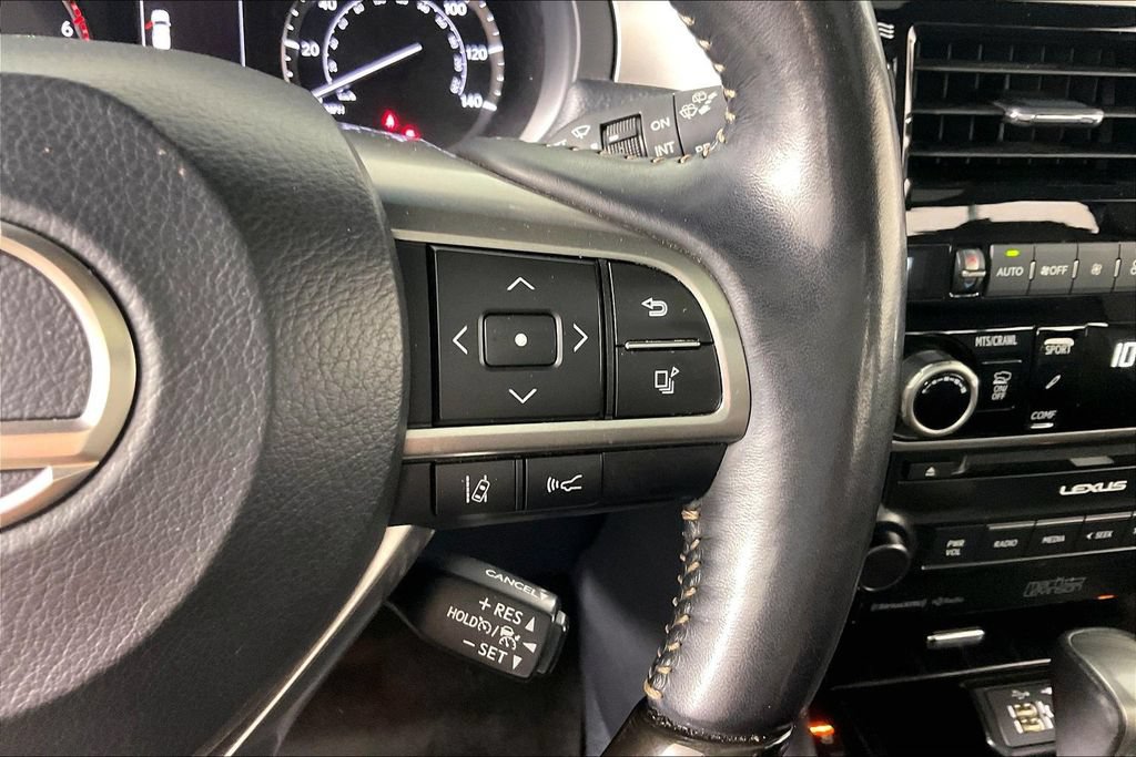Used 2022 Lexus GX 460 Luxury w/ Off Road Package AWD/4WD image 11