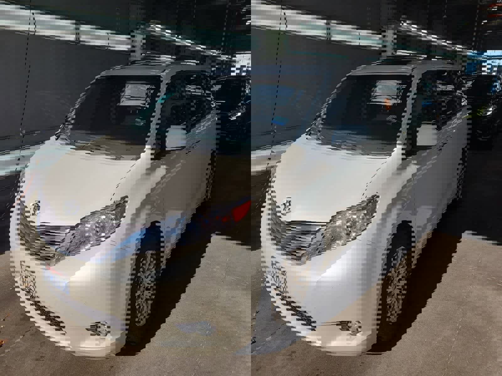 Used 2017 Toyota Sienna XLE Premium