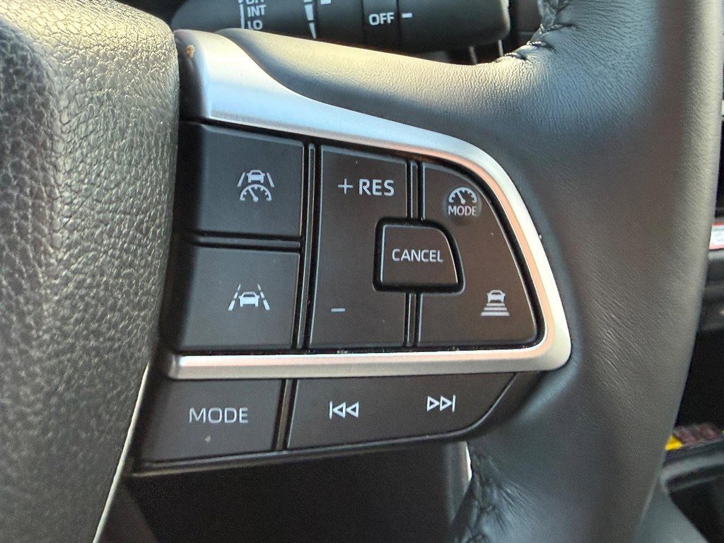 Certified 2025 Toyota Grand Highlander AWD image 19