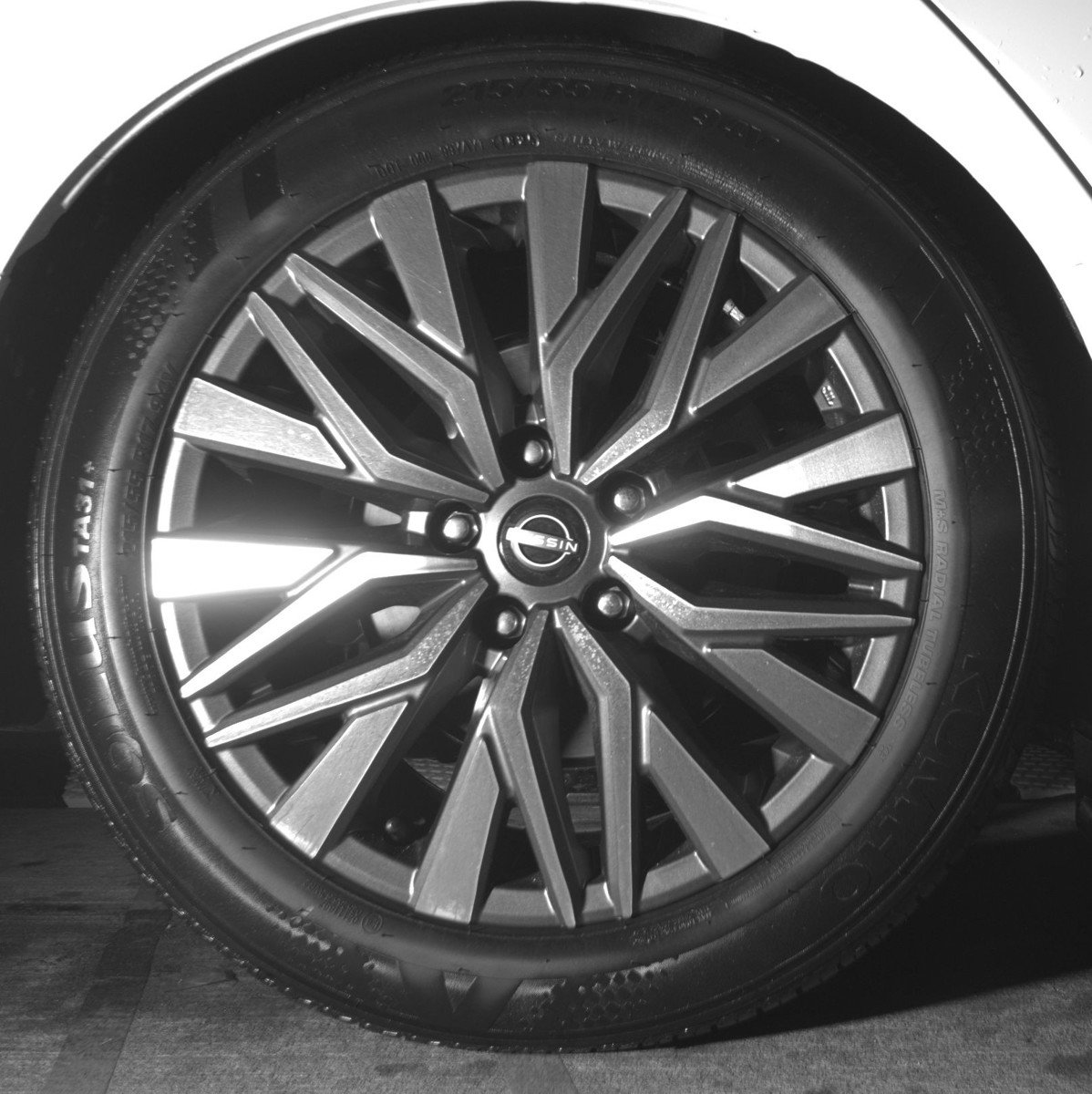 Used 2025 Nissan Altima 2.5 SV image 15