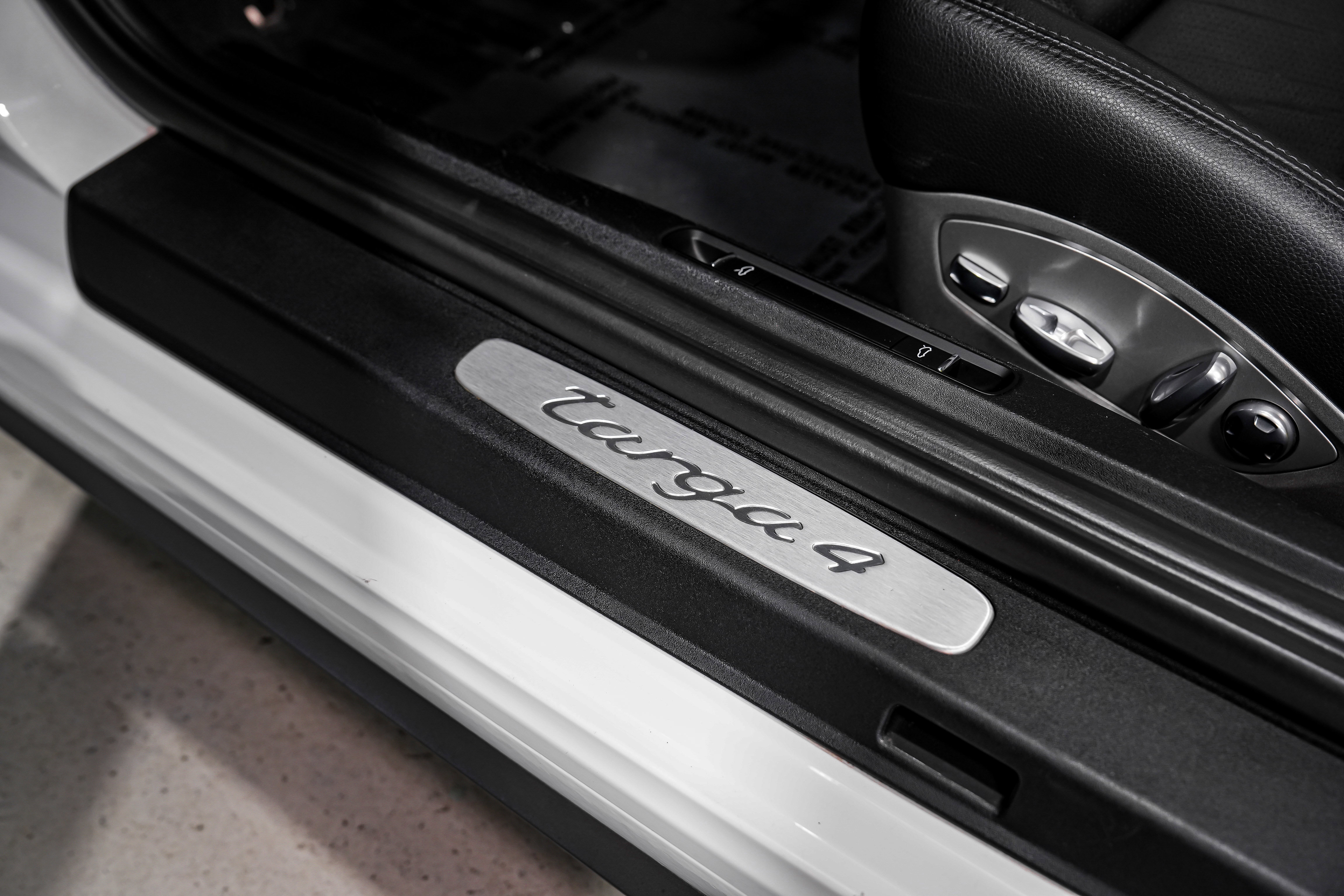 Used 2017 Porsche 911 Targa 4 image 29