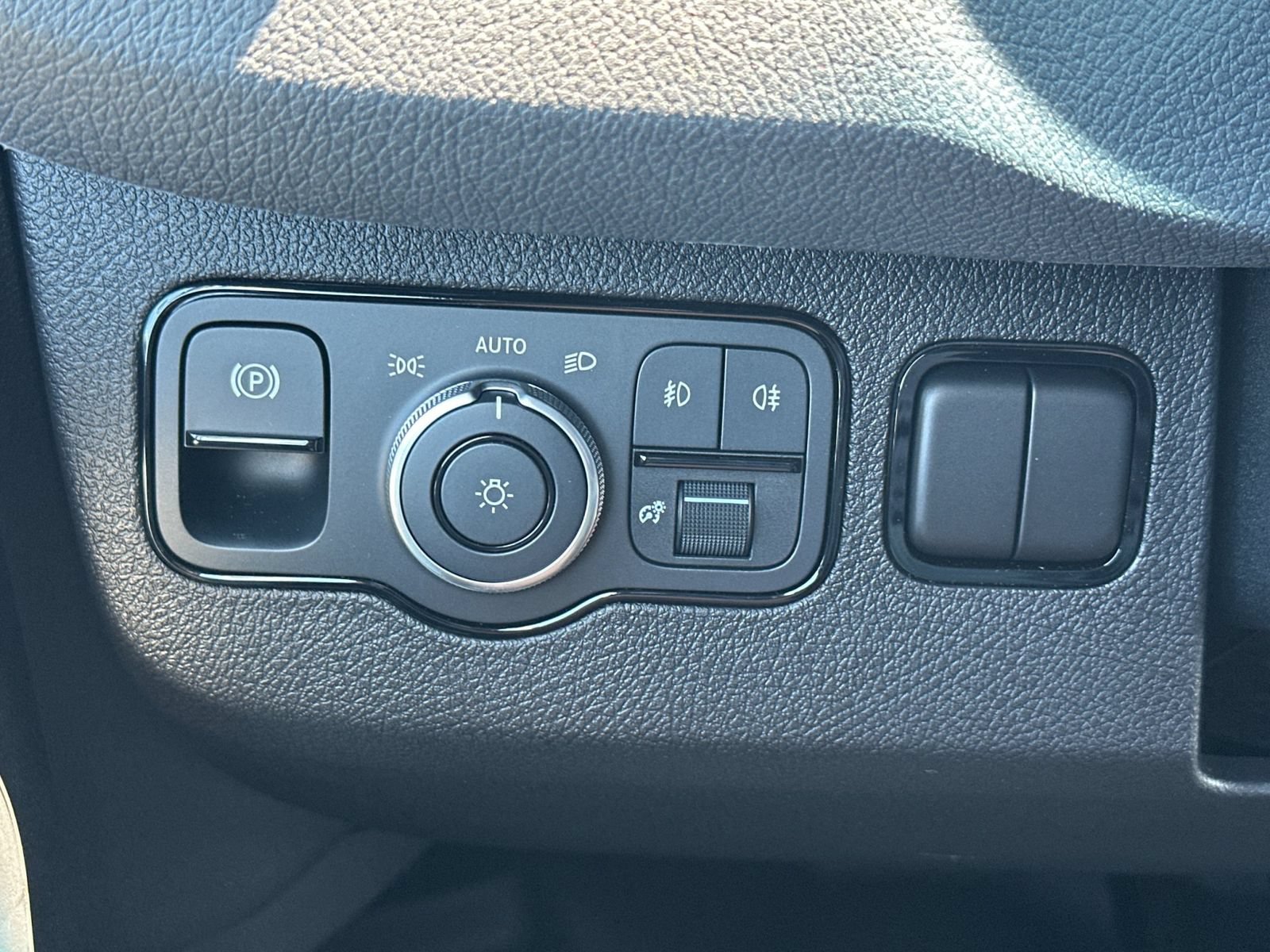 New 2025 Mercedes-Benz Sprinter 2500 image 30