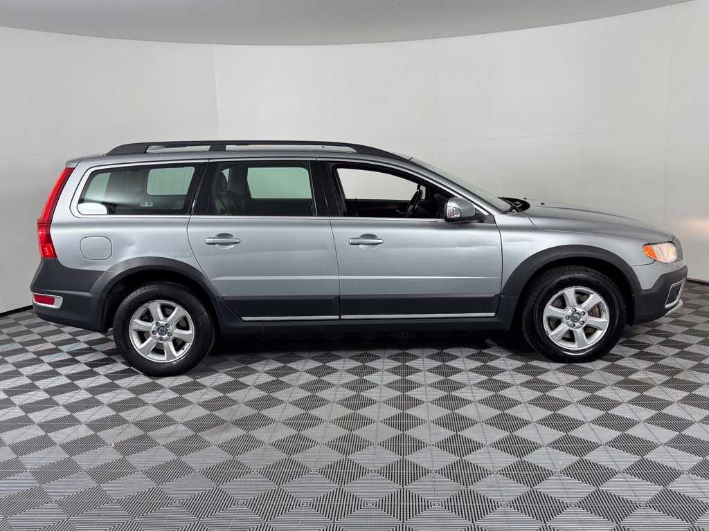 Used 2011 Volvo XC70 3.2 AWD/4WD image 4