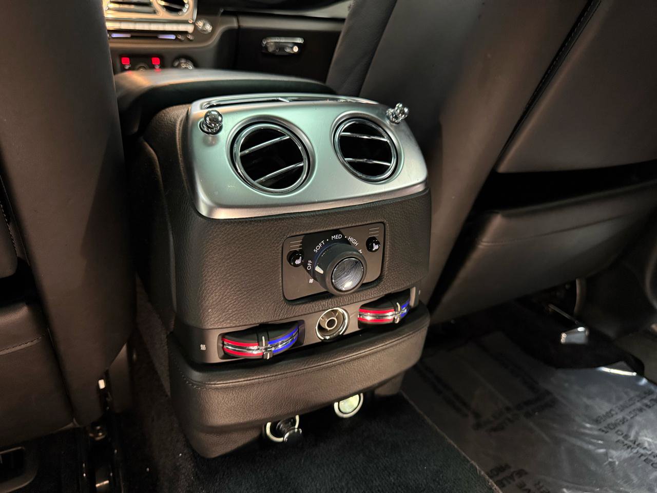 Used 2016 Rolls-Royce Ghost RWD image 29