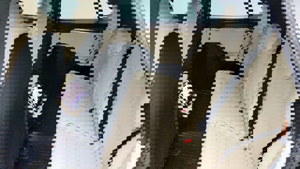 Used 2021 Tesla Model S Plaid image 26