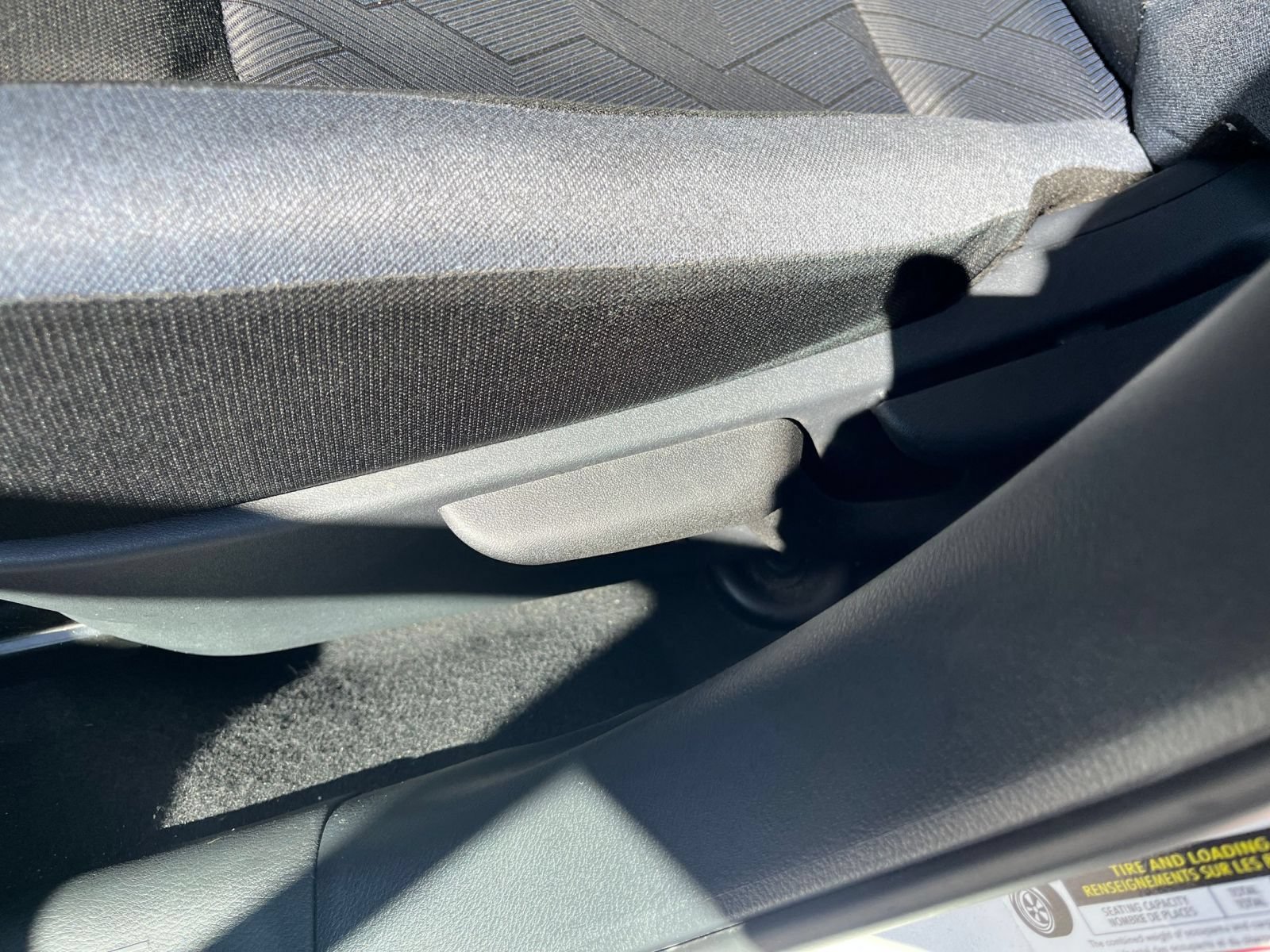 Used 2025 Nissan Versa SV FWD image 18