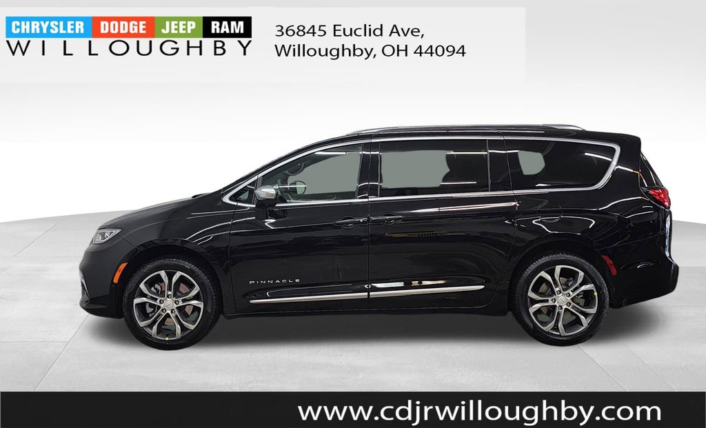 New 2026 Chrysler Pacifica Pinnacle image 5
