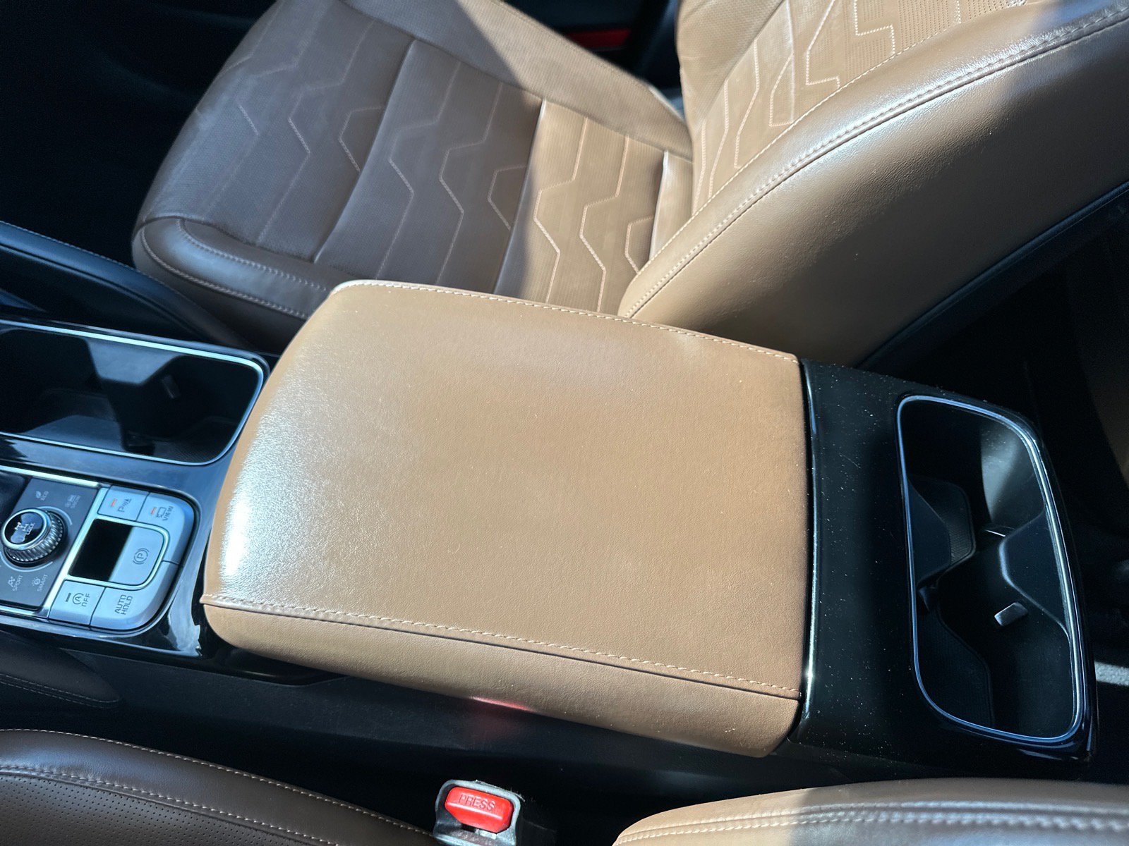 Used 2022 Kia Telluride SX w/ SX Prestige Package AWD/4WD image 38