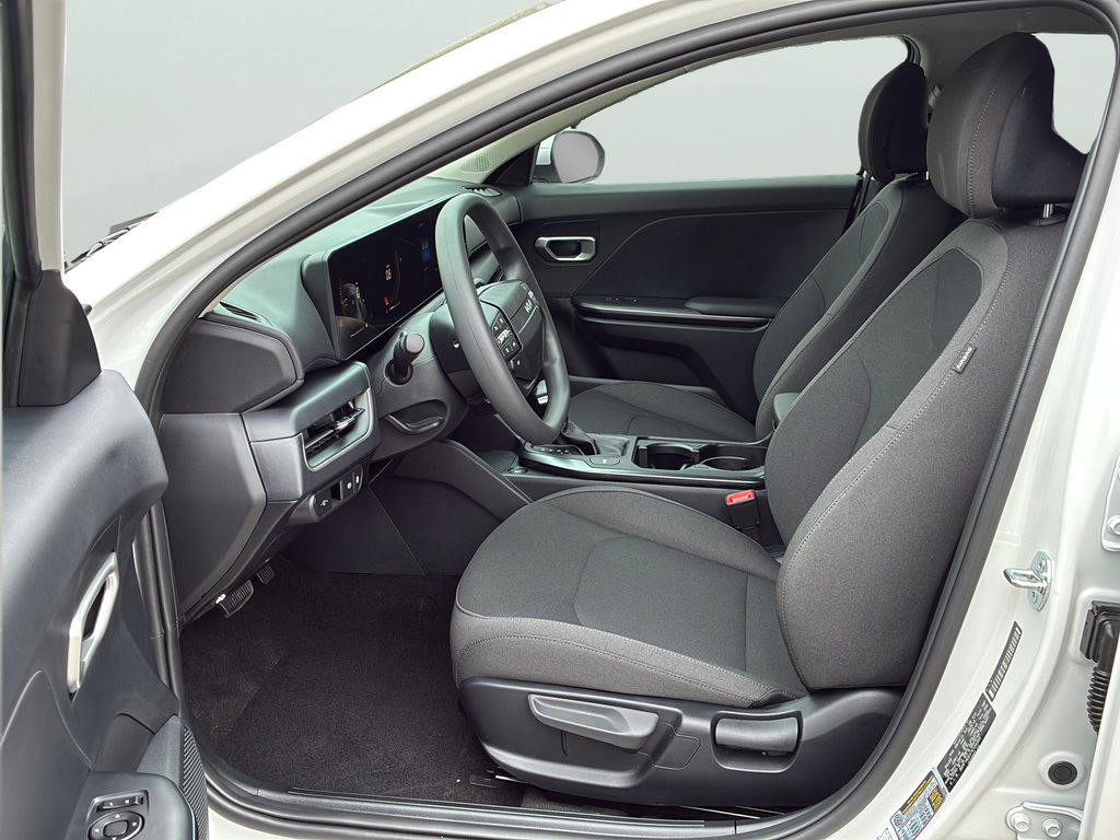 New 2026 Kia K4 FWD image 13