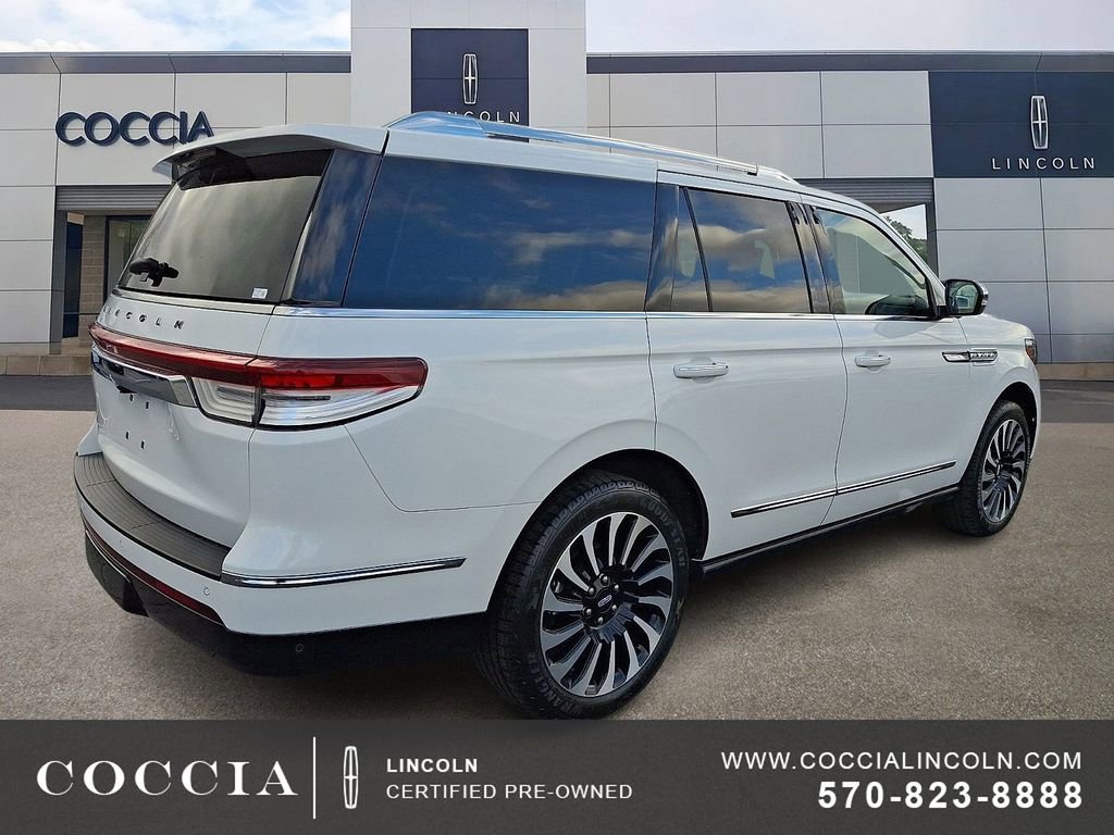 Certified 2024 Lincoln Navigator Black Label AWD/4WD image 4