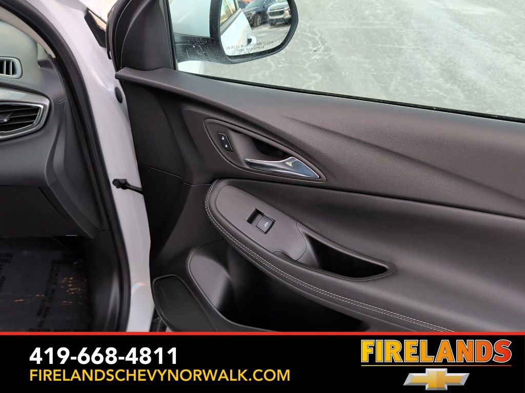 Certified 2022 Buick Encore GX Preferred w/ Cold Weather Comfort Package image 17