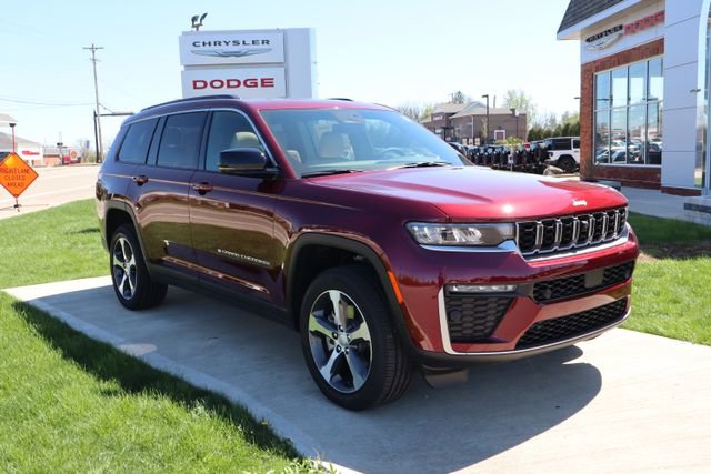 New 2026 Jeep Grand Cherokee L Limited AWD/4WD image 4