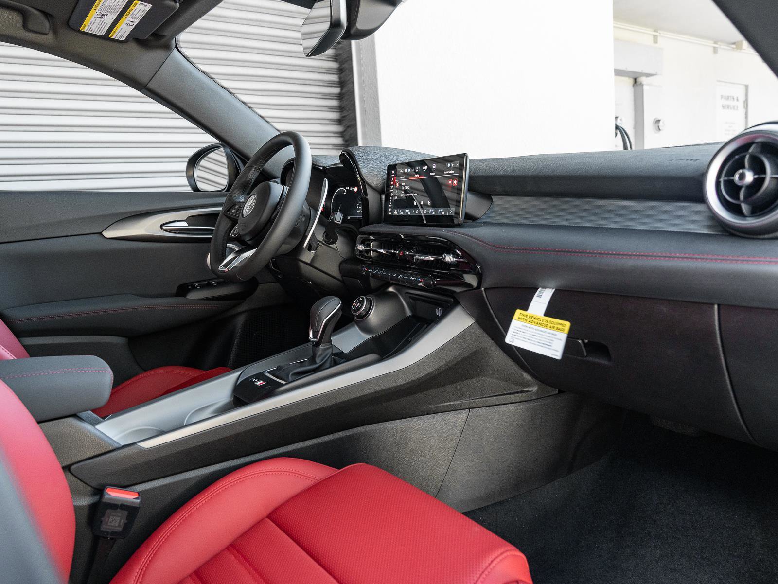 New 2026 Alfa Romeo Tonale Veloce w/ Quick Order Package 23H Volce image 2