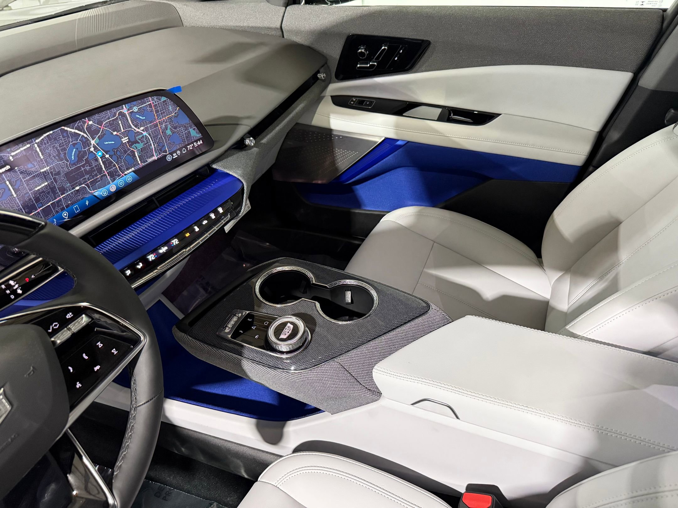 New 2026 Cadillac Optiq Sport 1 image 35