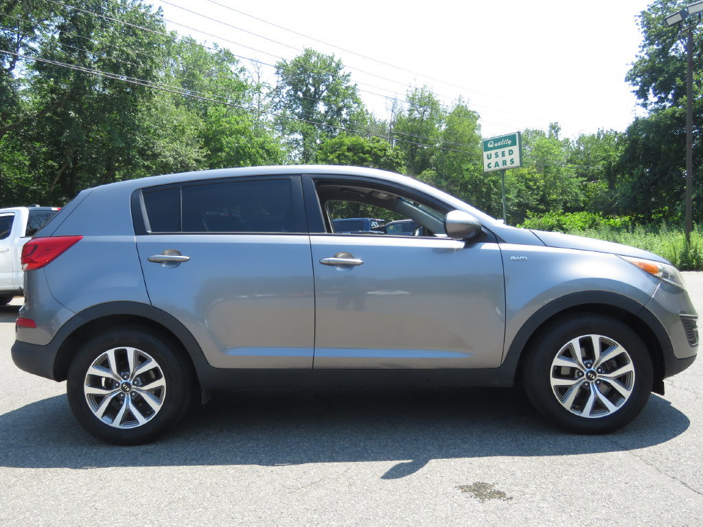 Used 2016 Kia Sportage LX AWD/4WD image 4