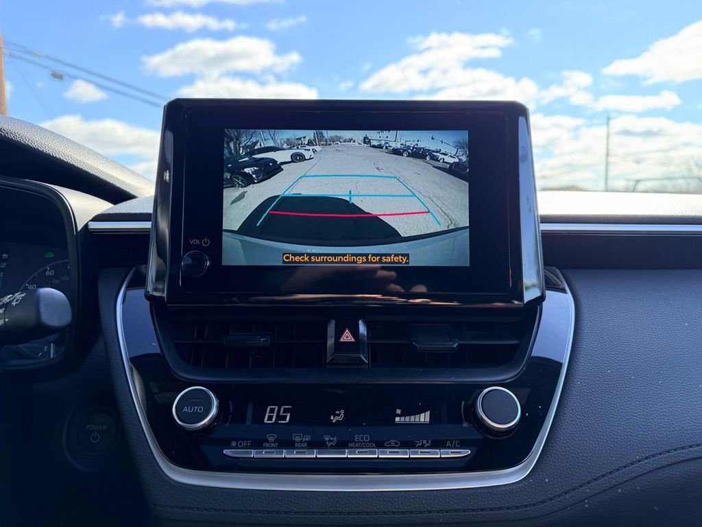 Used 2025 Toyota Corolla Cross AWD Hybrid w/ Moonroof Package image 28