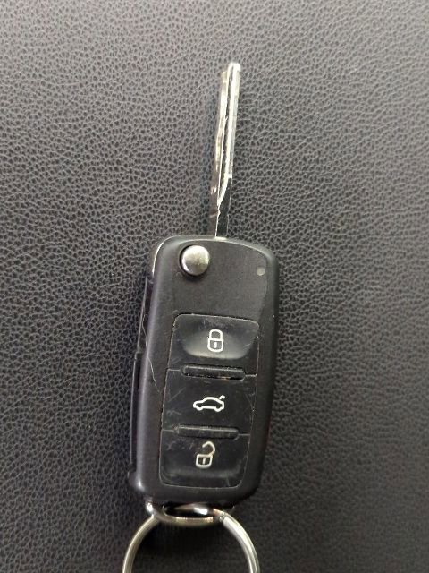 Used 2016 Volkswagen Beetle 1.8T S image 24