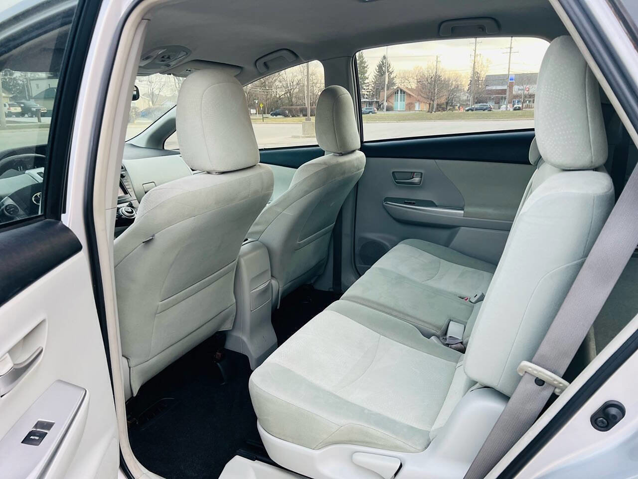 Used 2012 Toyota Prius V Three FWD image 14