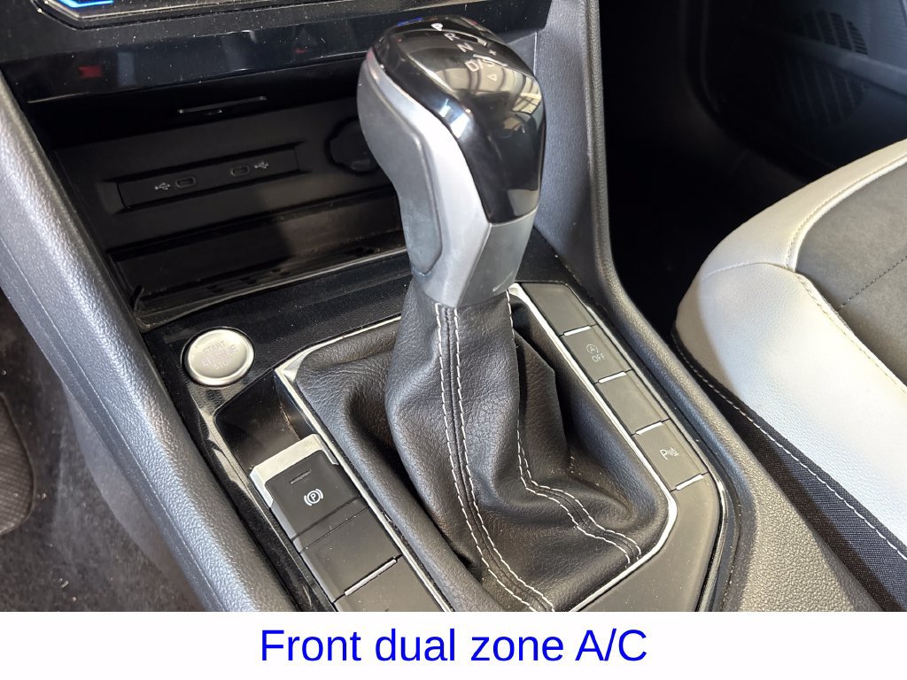 Used 2025 Volkswagen Taos SE AWD/4WD image 20