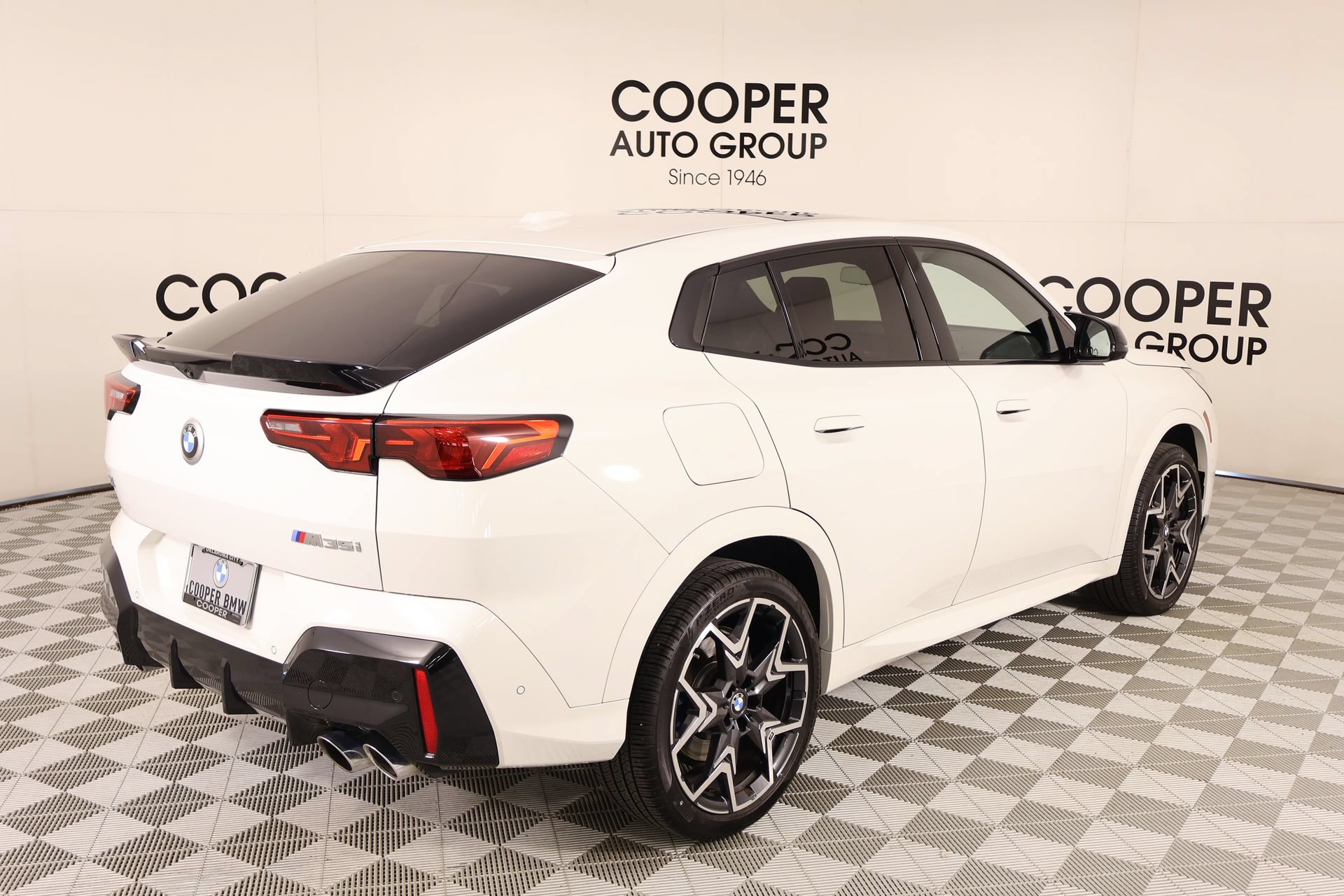 Used 2025 BMW X2 M35i AWD/4WD image 21