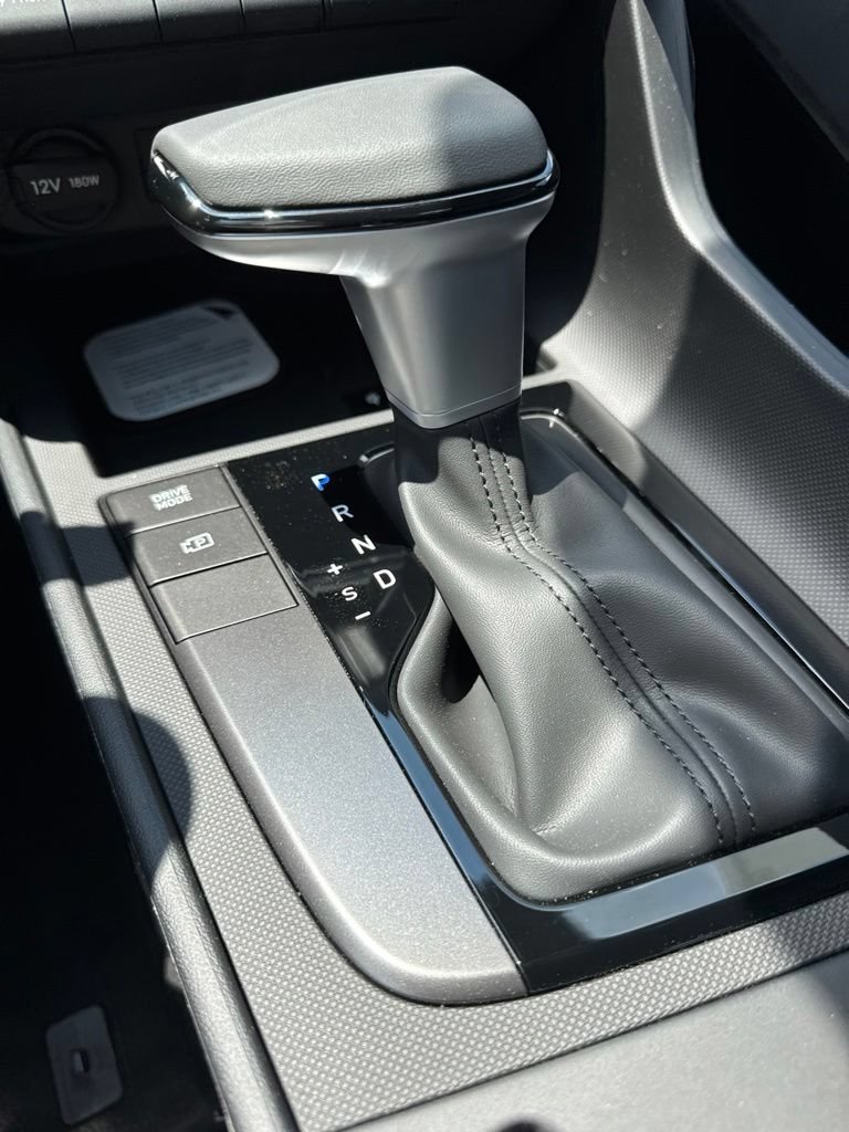 New 2026 Hyundai Elantra Sport FWD image 13