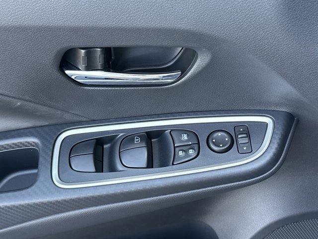 New 2025 Nissan Versa SR w/ Trunk Package image 11