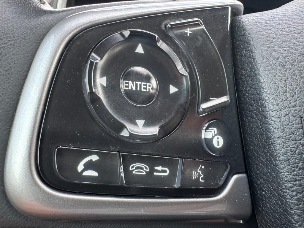 Used 2020 Honda CR-V Touring image 17