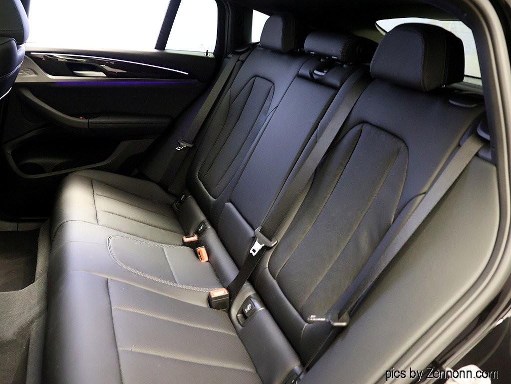 Certified 2025 BMW X4 xDrive30i AWD/4WD image 12