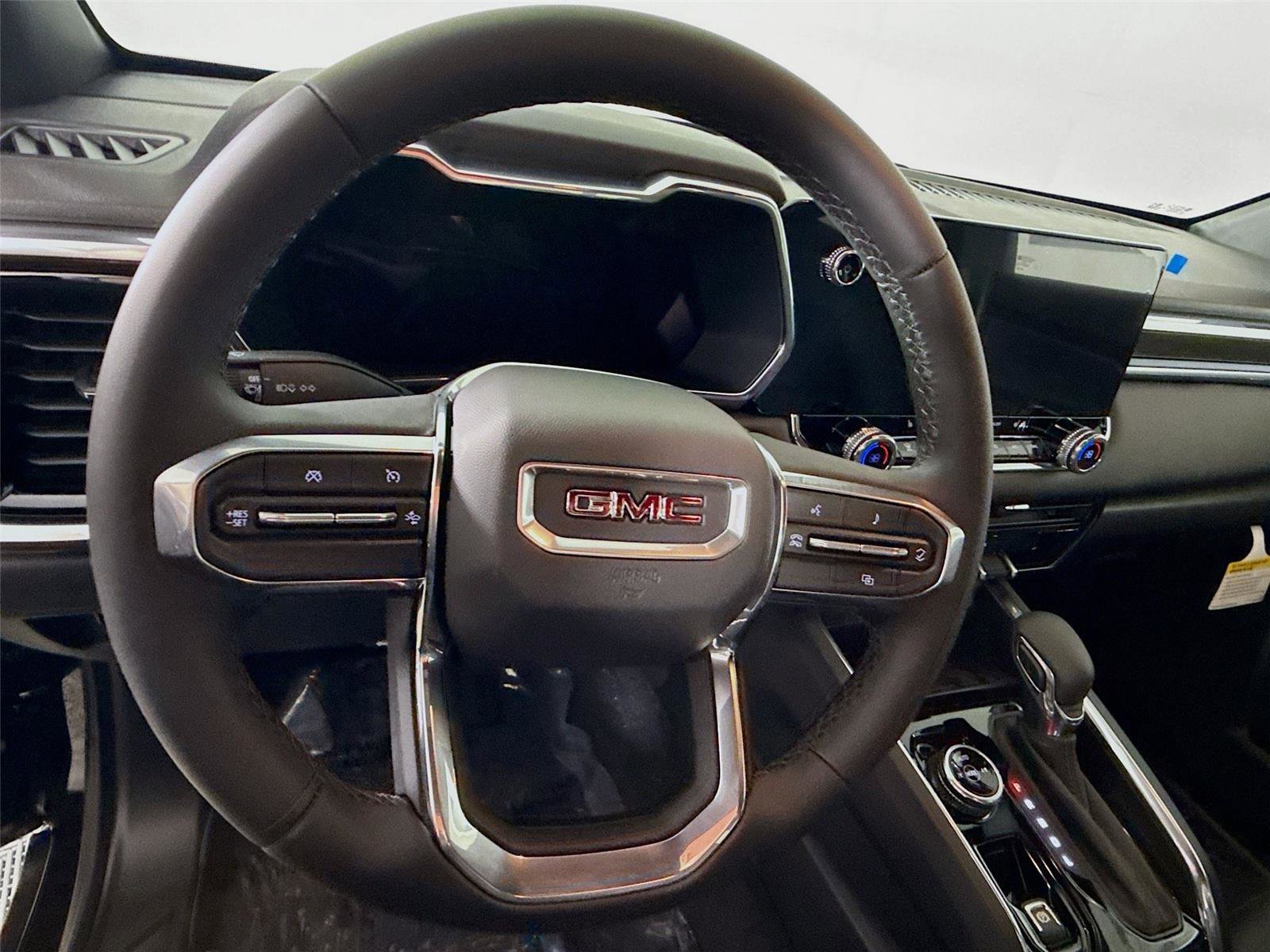 New 2026 GMC Canyon Elevation w/ Convenience Package image 6