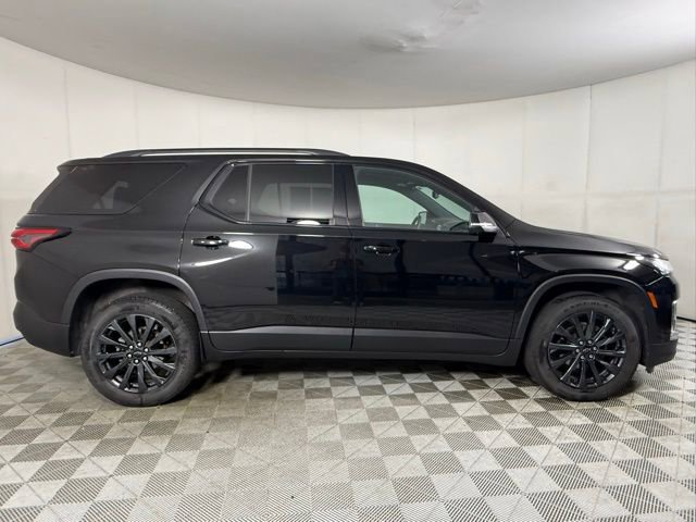 Used 2023 Chevrolet Traverse RS w/ LPO, Floor Liner Package FWD image 7