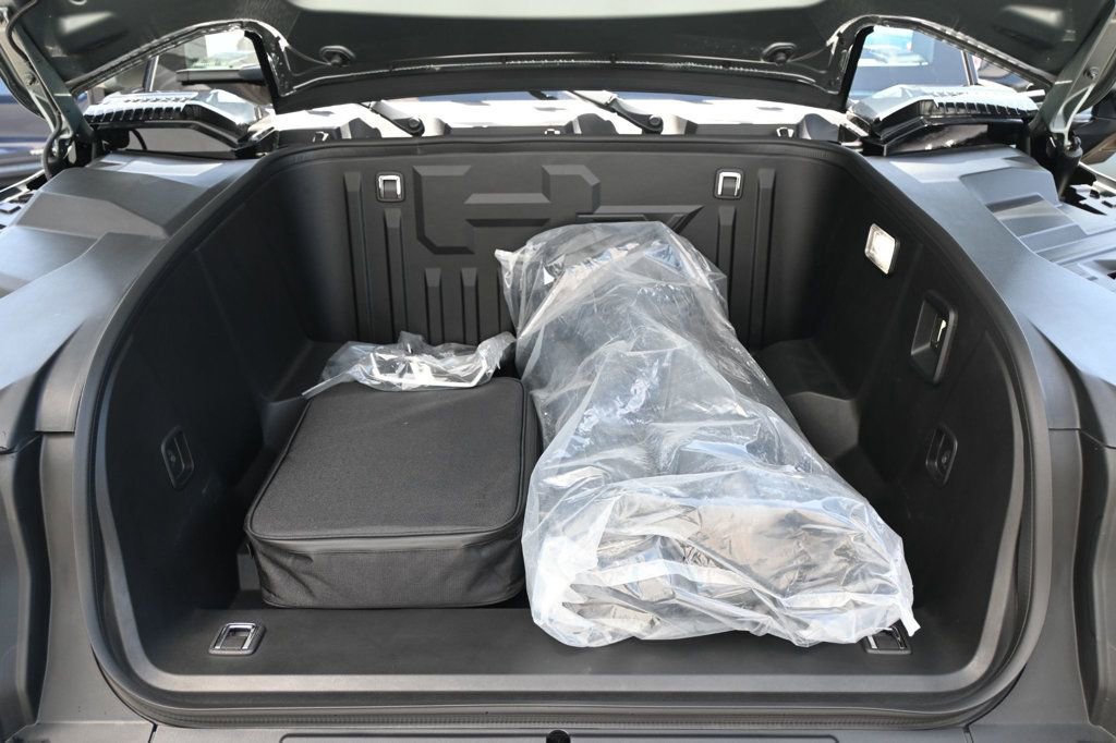 Used 2024 GMC Hummer EV 3X image 23