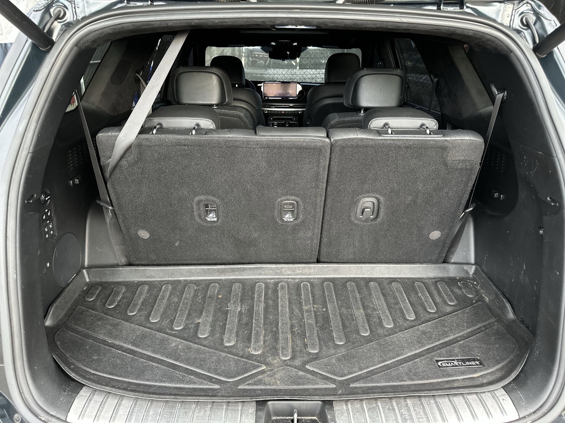 Used 2023 Hyundai Palisade Calligraphy image 21