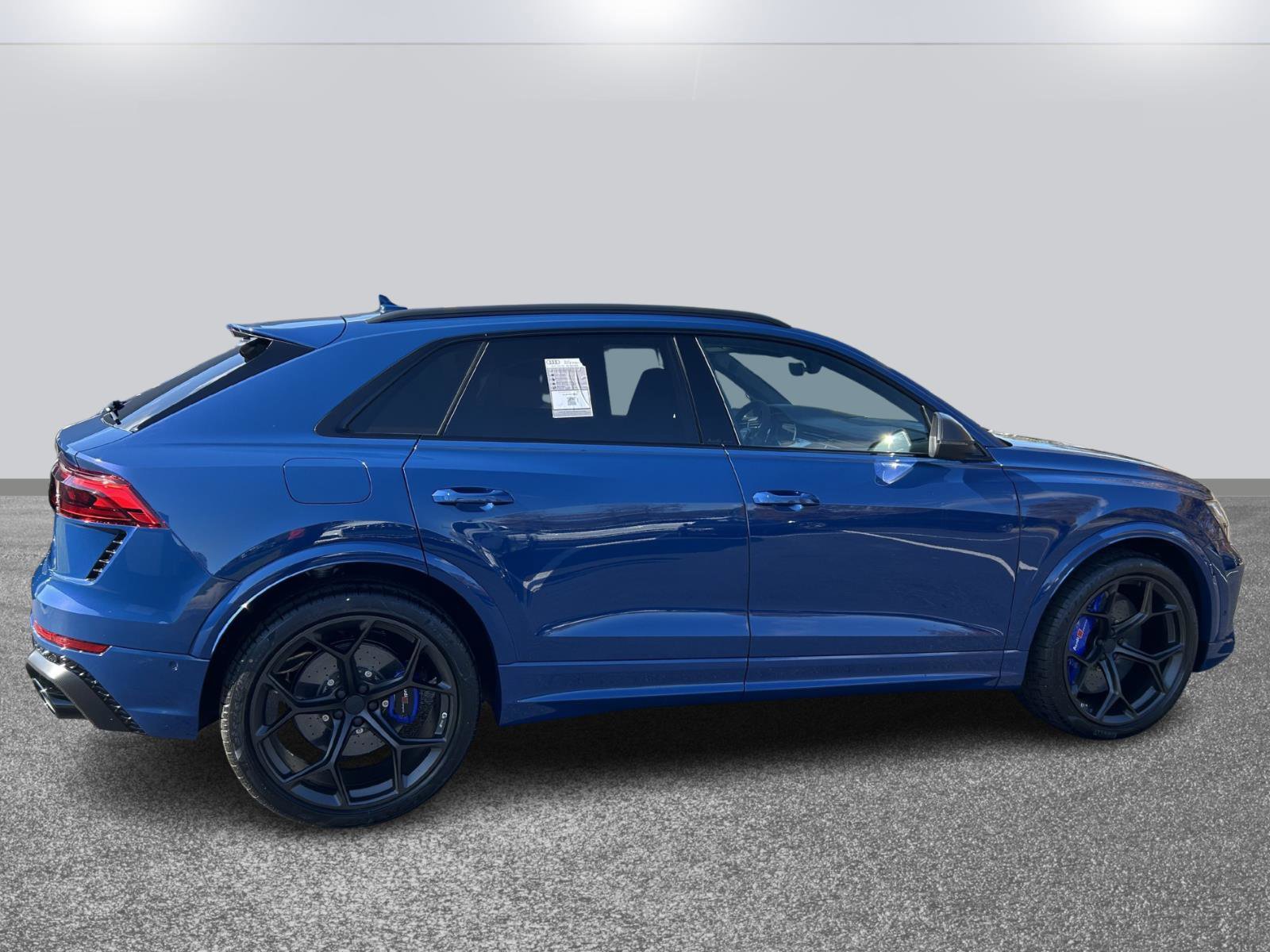 New 2026 Audi RS Q8 performance image 4