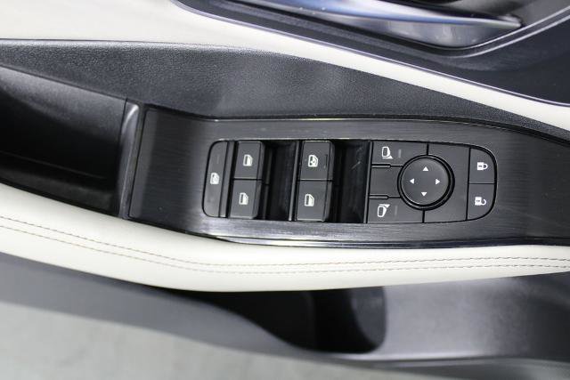 Certified 2021 Nissan Rogue SV w/ Premium Package FWD image 24