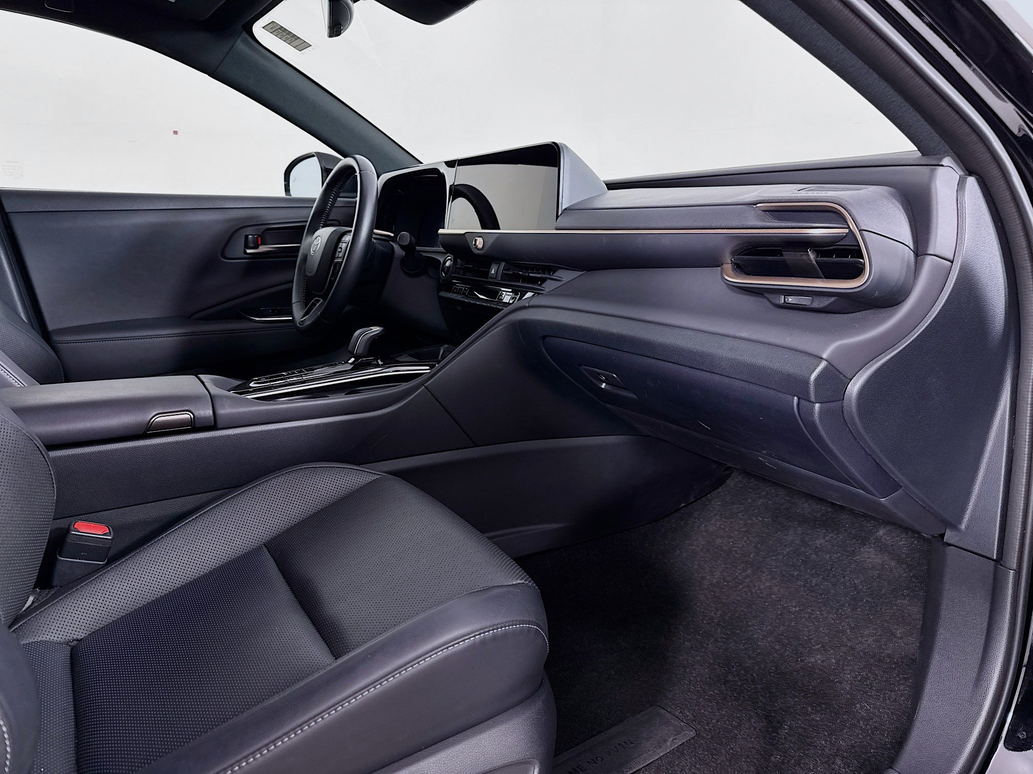 Certified 2026 Toyota Crown AWD/4WD image 30