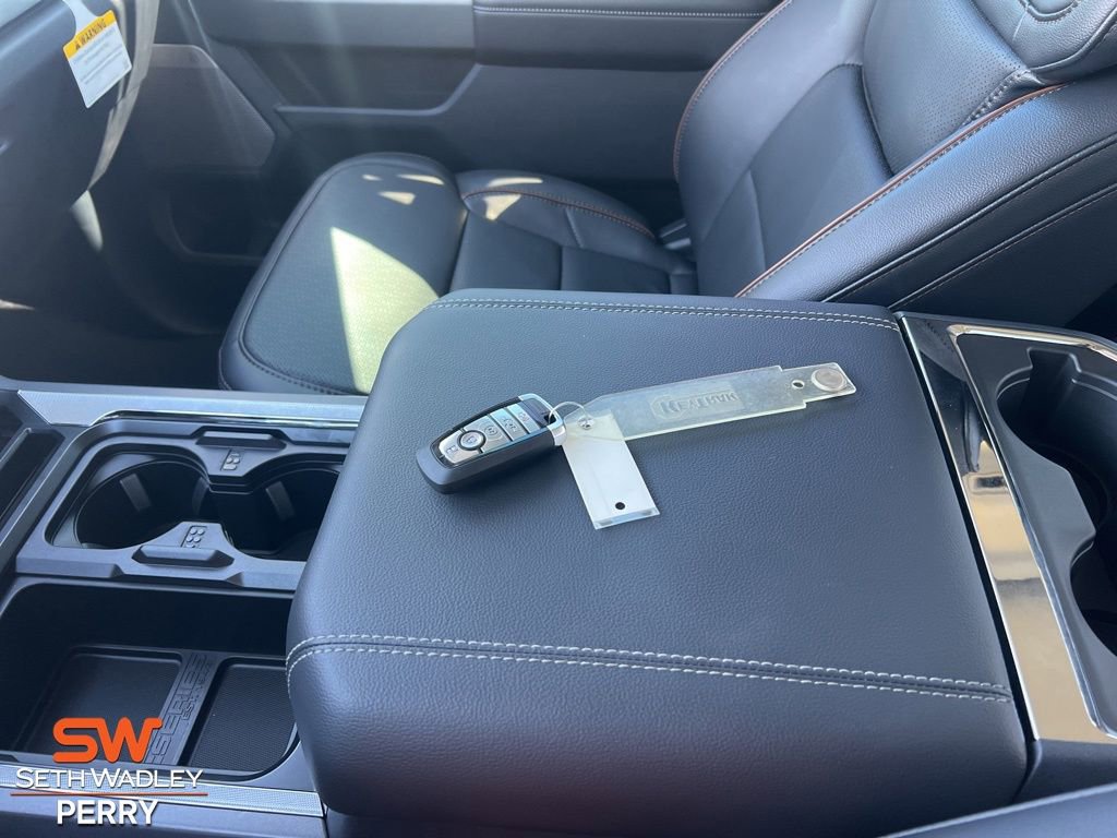 New 2025 Ford F350 Lariat w/ Lariat Ultimate Package image 26