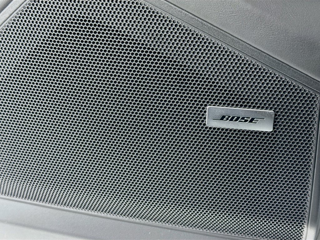 New 2026 Porsche Cayenne Coupe AWD/4WD image 12